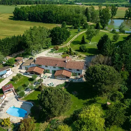 Holiday home Au Temps Suspendu